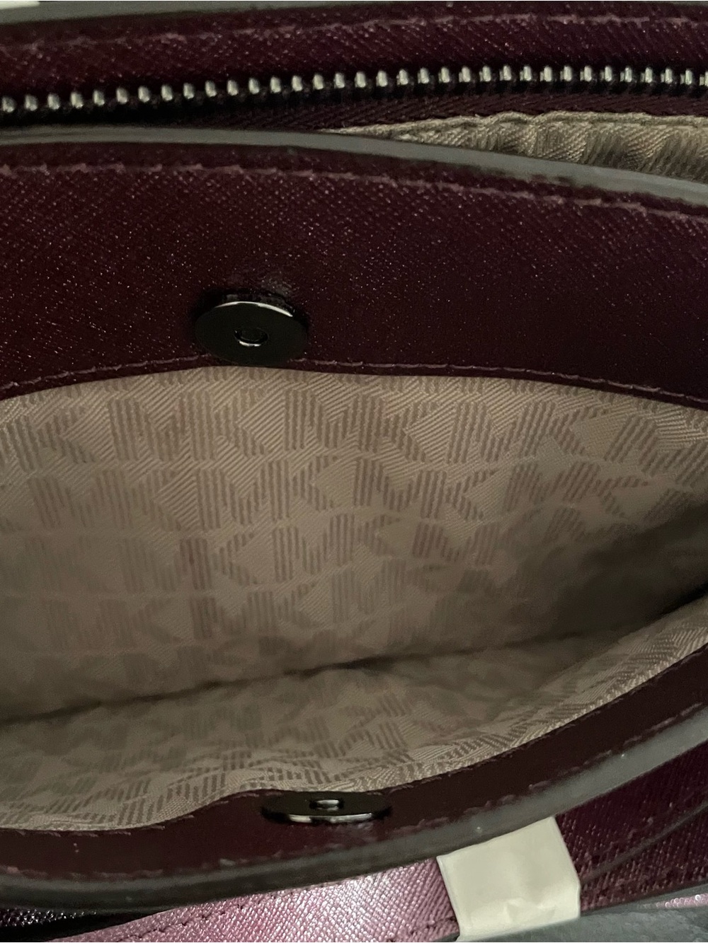Michael Kors Plum Saffiano Crossbody with Gold Logo - Picture 4 of 5